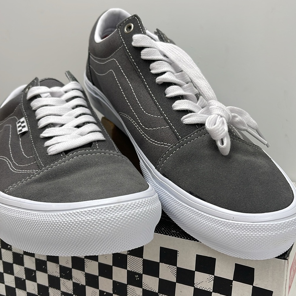 Vans Men’s Skate Old Skool 
Pewter/True White
VN0A5FCB195 Sneakers - Picture 5 of 16